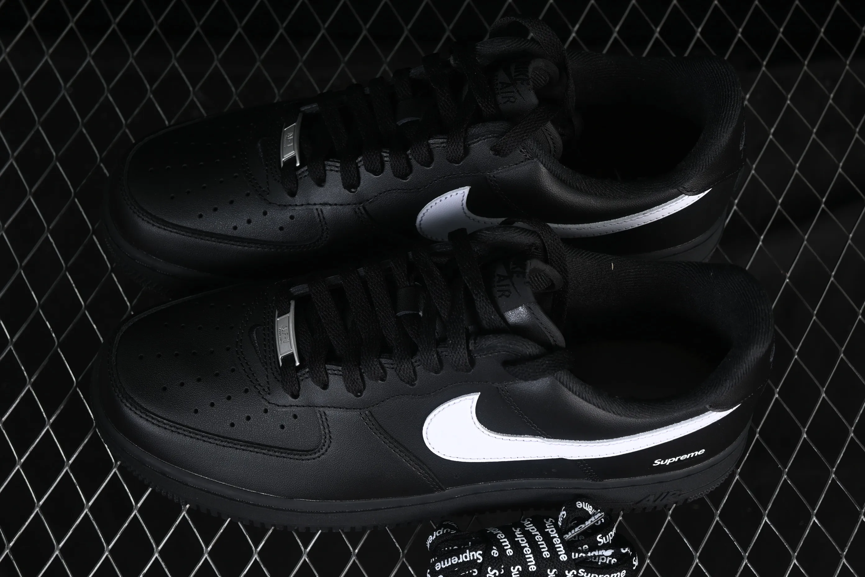 All categories Nk Air Force 1 Air Force series Nk Air Force 1 Low Air Force low-top GX foreign trade version Supreme x Nike Air Force 1'07 Low joint model Air Force 1 low-top casual sneakers CU9225-002